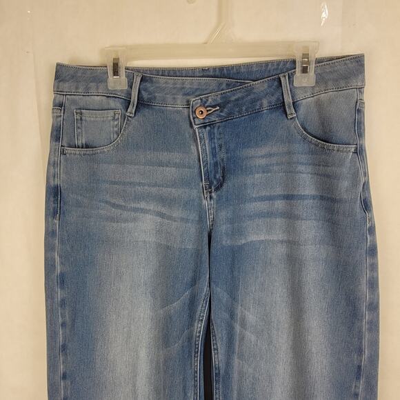 Halara Flex asymmetric wide leg jeans Size medium Stretch Boho Comfycore Casual - Picture 6 of 9